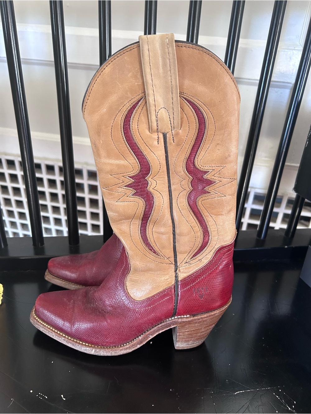Frye Boots Womens 5 B Vintage Red Lizard Leather Heeled Inlay Western USA